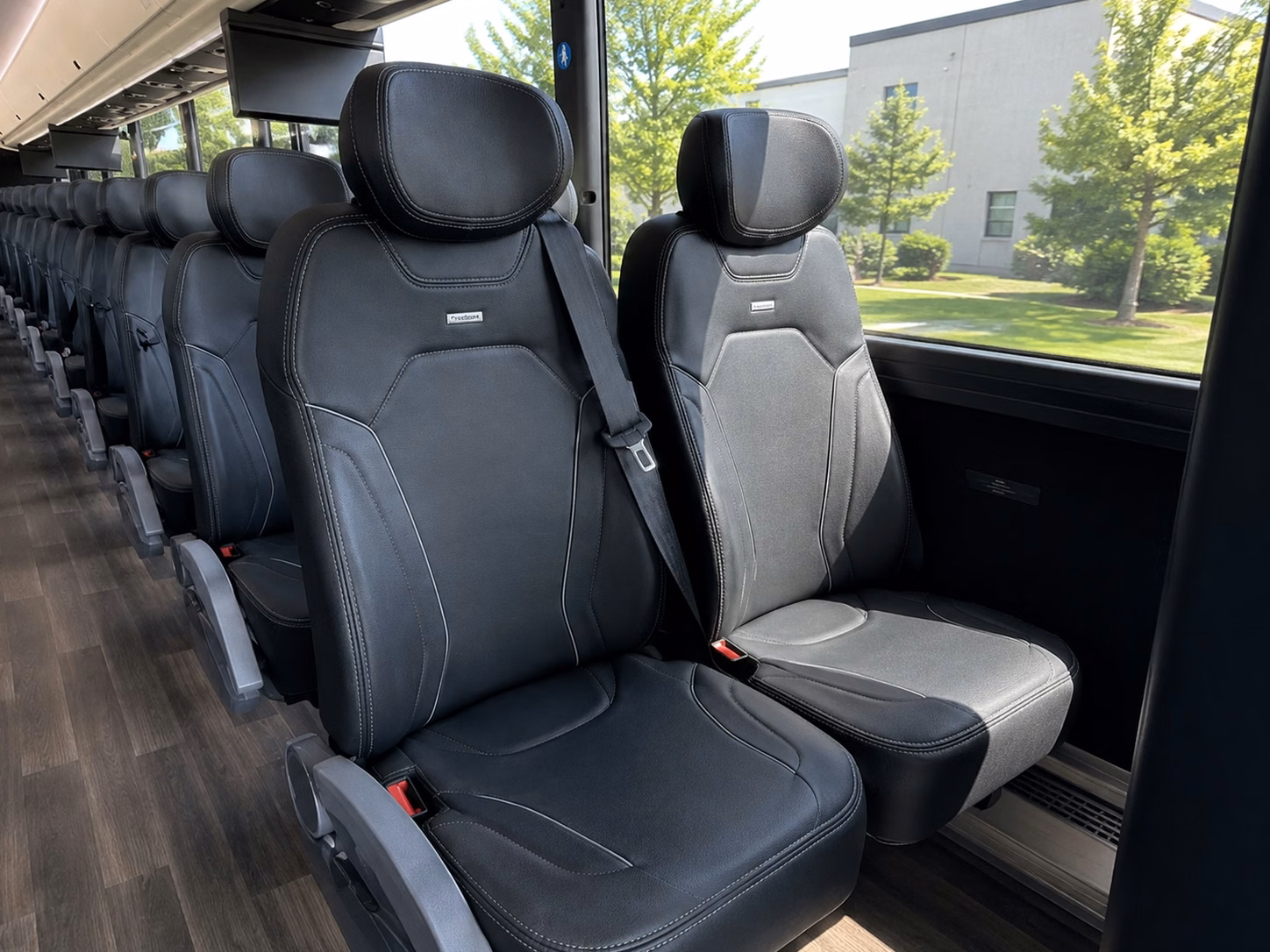 book wedding transportation in peoria or any city nearby