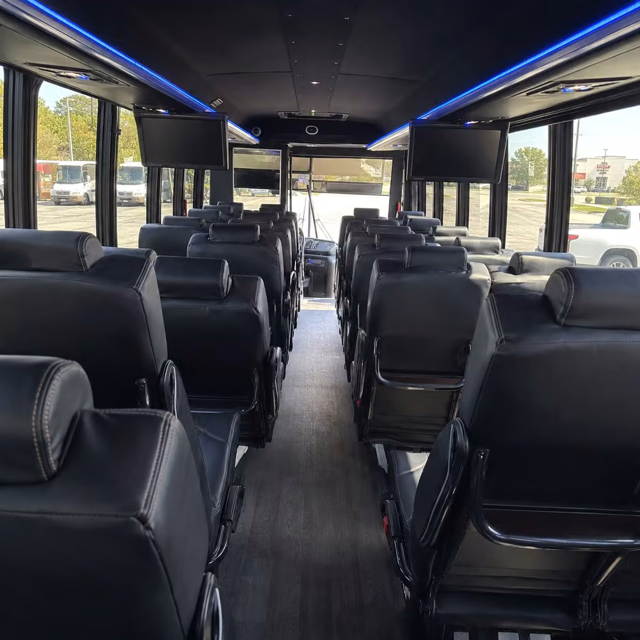peoria 20 passenger minibus rental